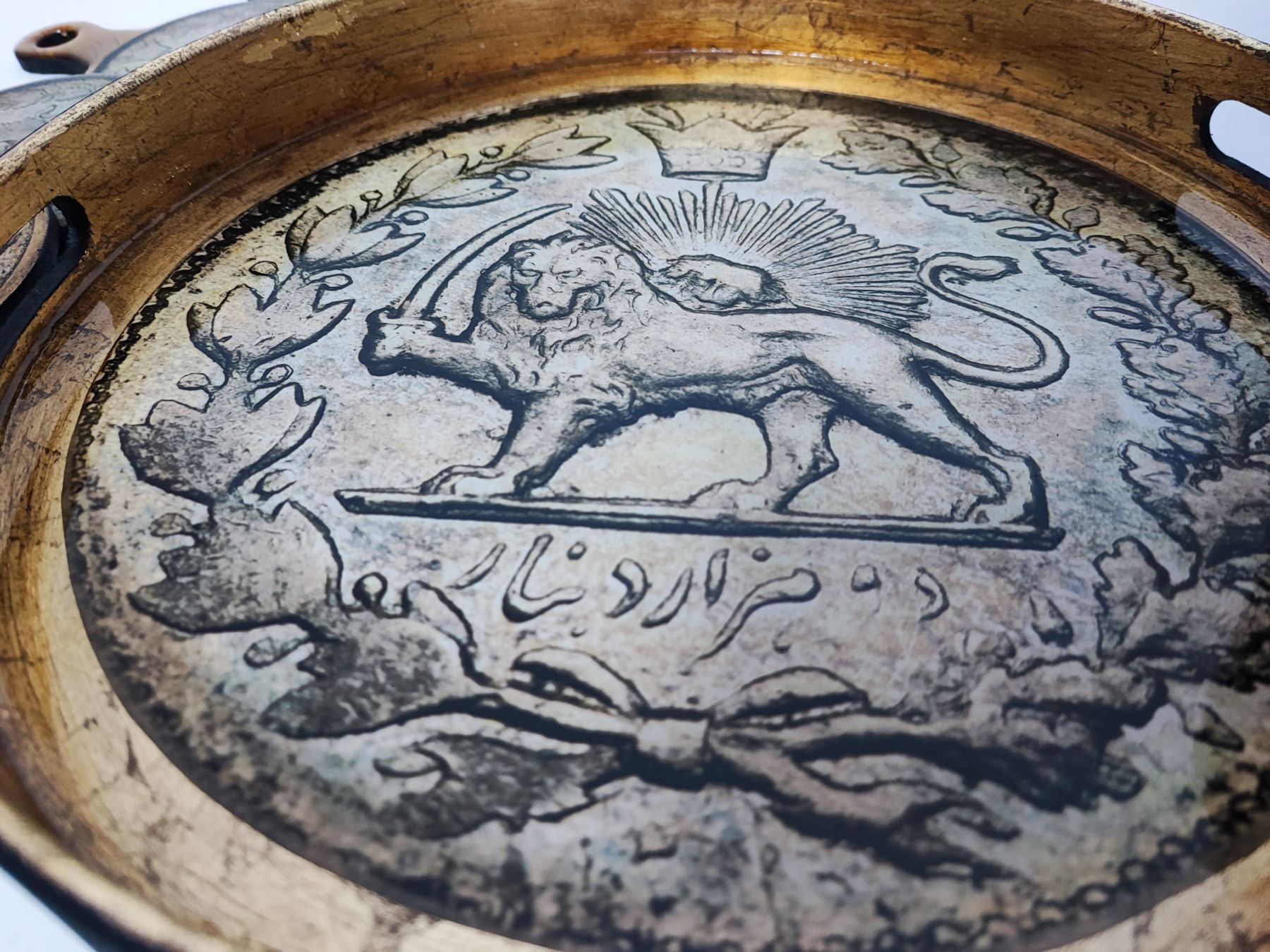 سینی و زیرلیوانی آنتیک رزینی 